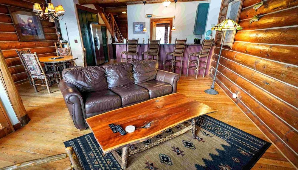 Ampersand Bay Resort photo 74