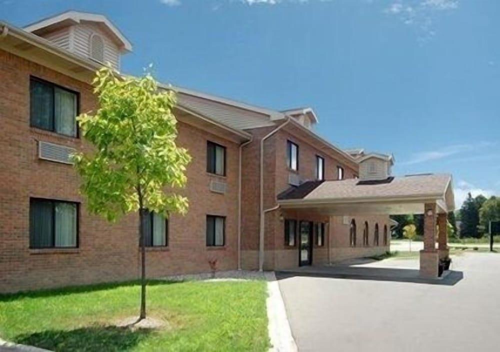 Quality Inn Durand I-69 photo 26