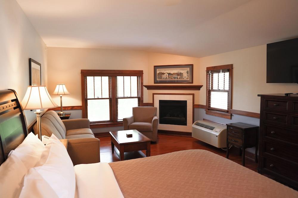 The Liberty Lodge at Sister Bay photo 22