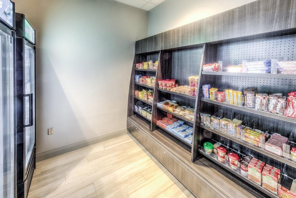 Staybridge Suites Columbus Univ Area - OSU by IHG photo 53