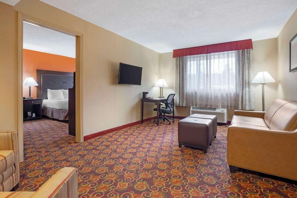 Best Western The Inn at Sharon/Foxboro photo 14