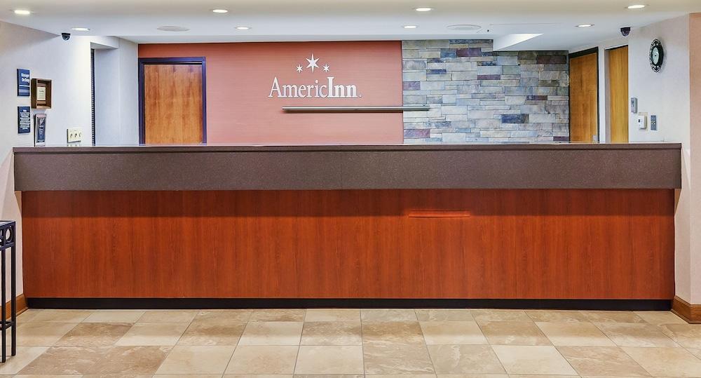 AmericInn by Wyndham Omaha photo 4
