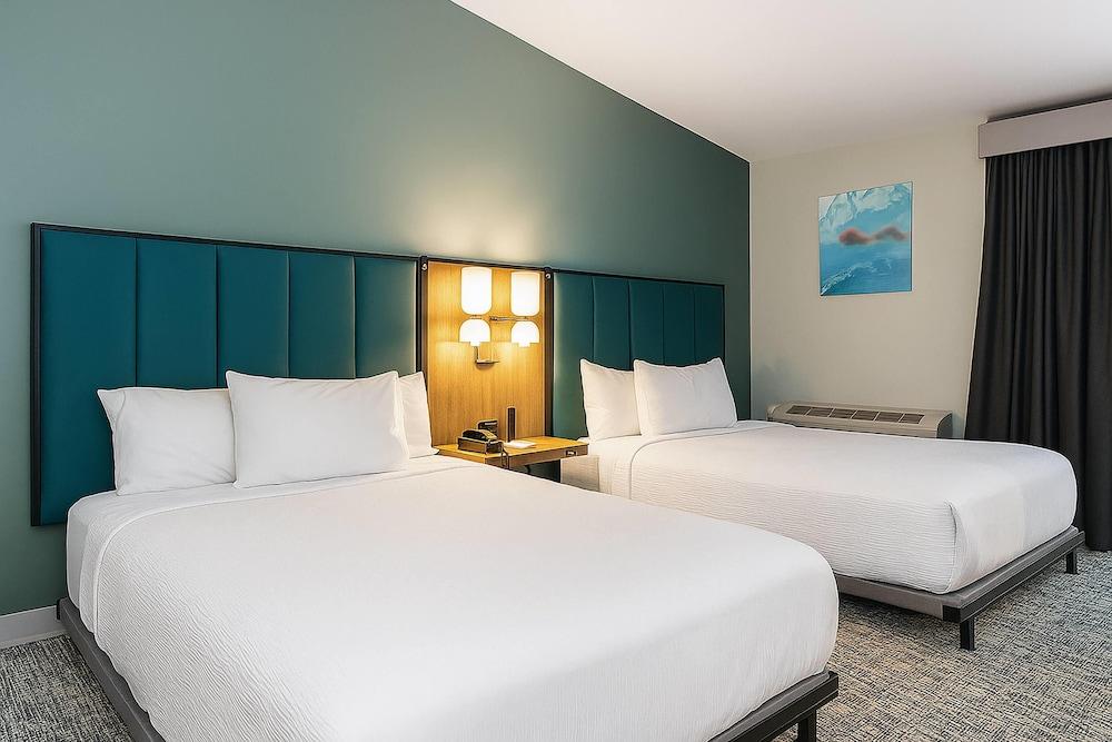 Wingate by Wyndham Geneva at SPIRE Academy photo 5