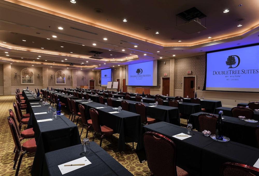 DoubleTree Suites by Hilton Hotel Mt. Laurel photo 64