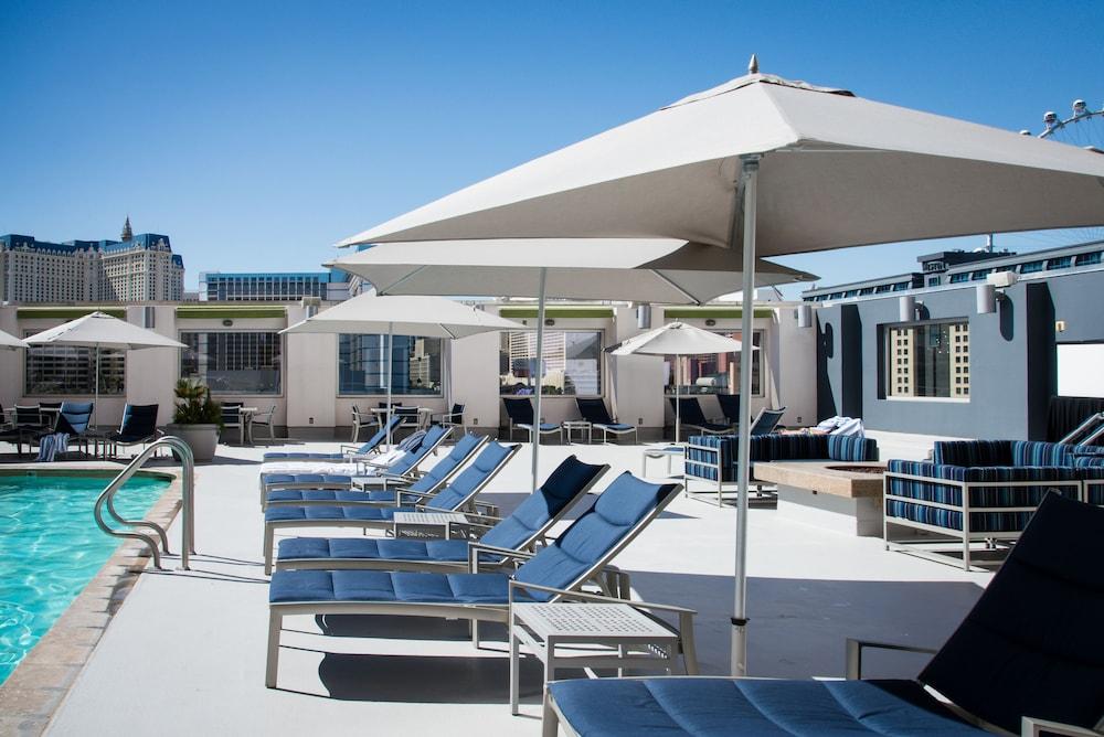 The Platinum Hotel photo 45