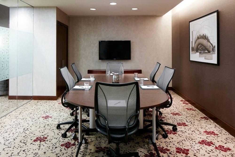 Central Loop Hotel photo 4