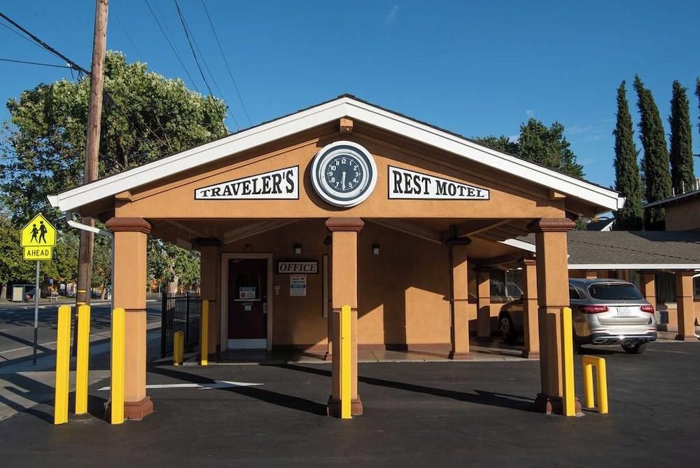 Travelers Rest Motel photo 1