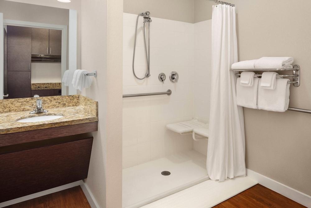 TownePlace Suites by Marriott Bangor photo 27