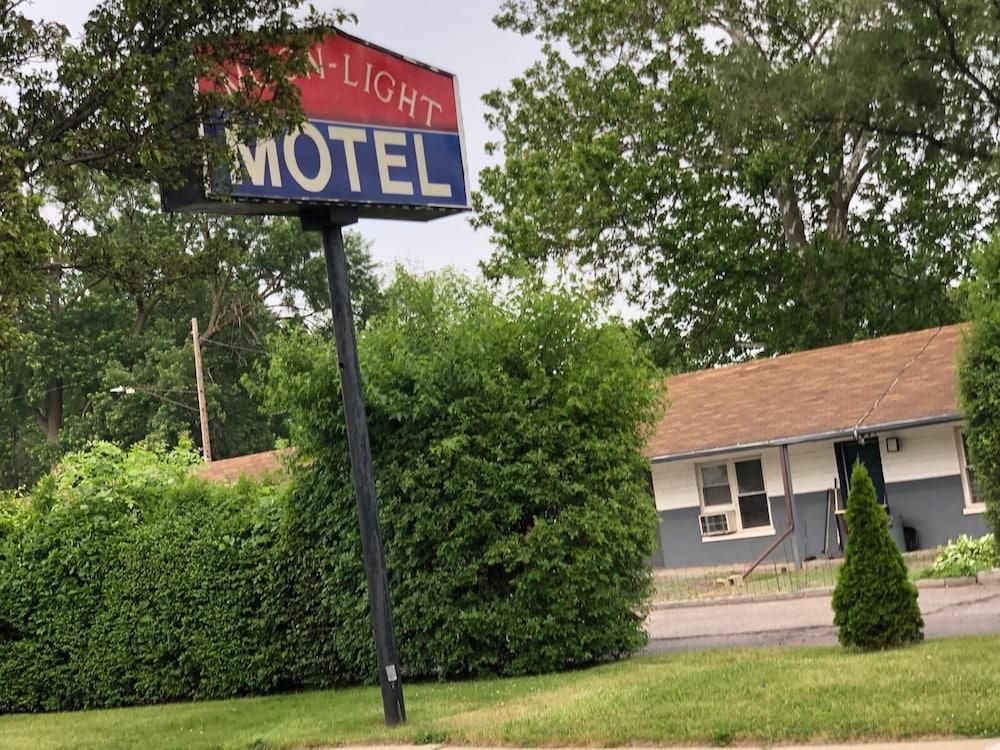 Moonlight Motel photo 7