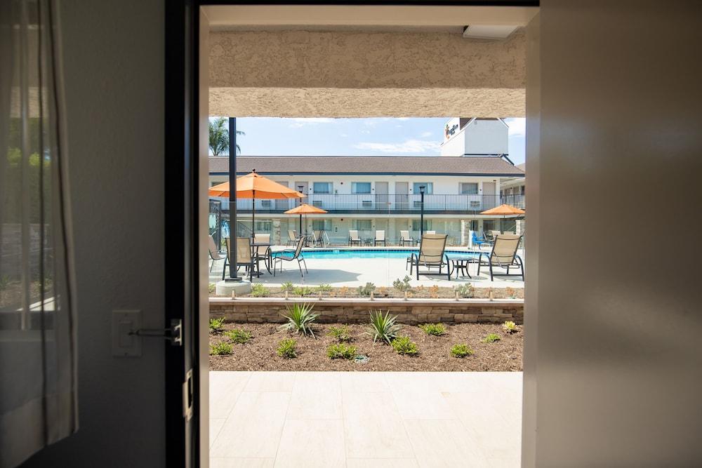 Orange Grove Inn photo 18