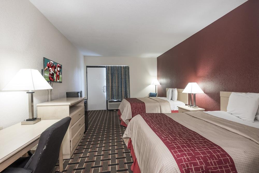 Red Roof Inn Mobile - Midtown photo 3