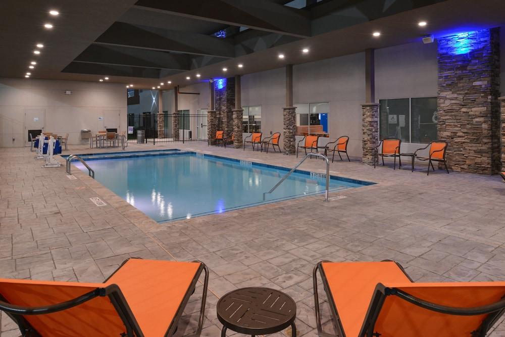 Holiday Inn Express & Suites Houston E - Pasadena by IHG photo 26