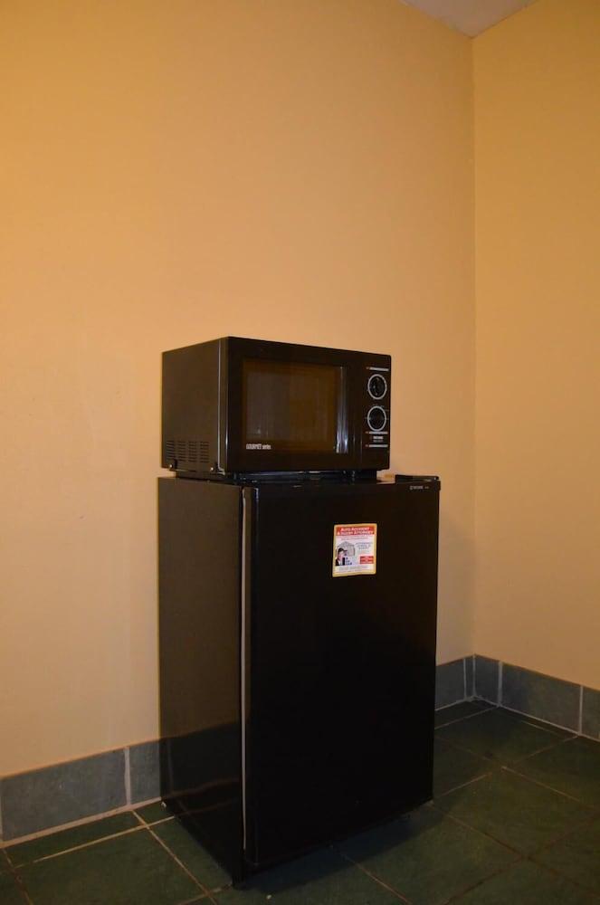 Economy Inn photo 4