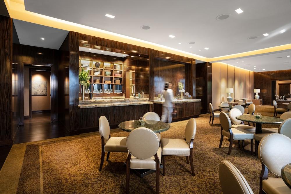The Venetian Prestige Club Lounge photo 64