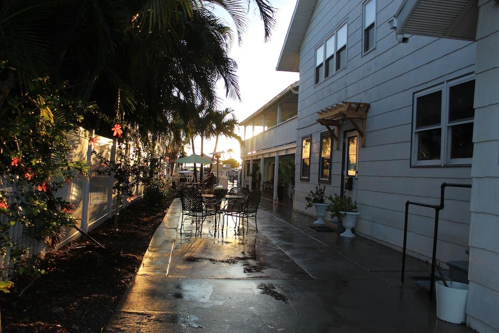 Lorelei Resort Motel photo 60