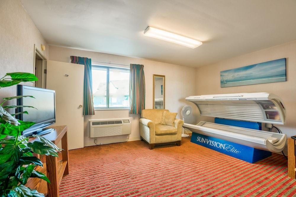 Quality Inn Saint Ignace I-75 photo 32