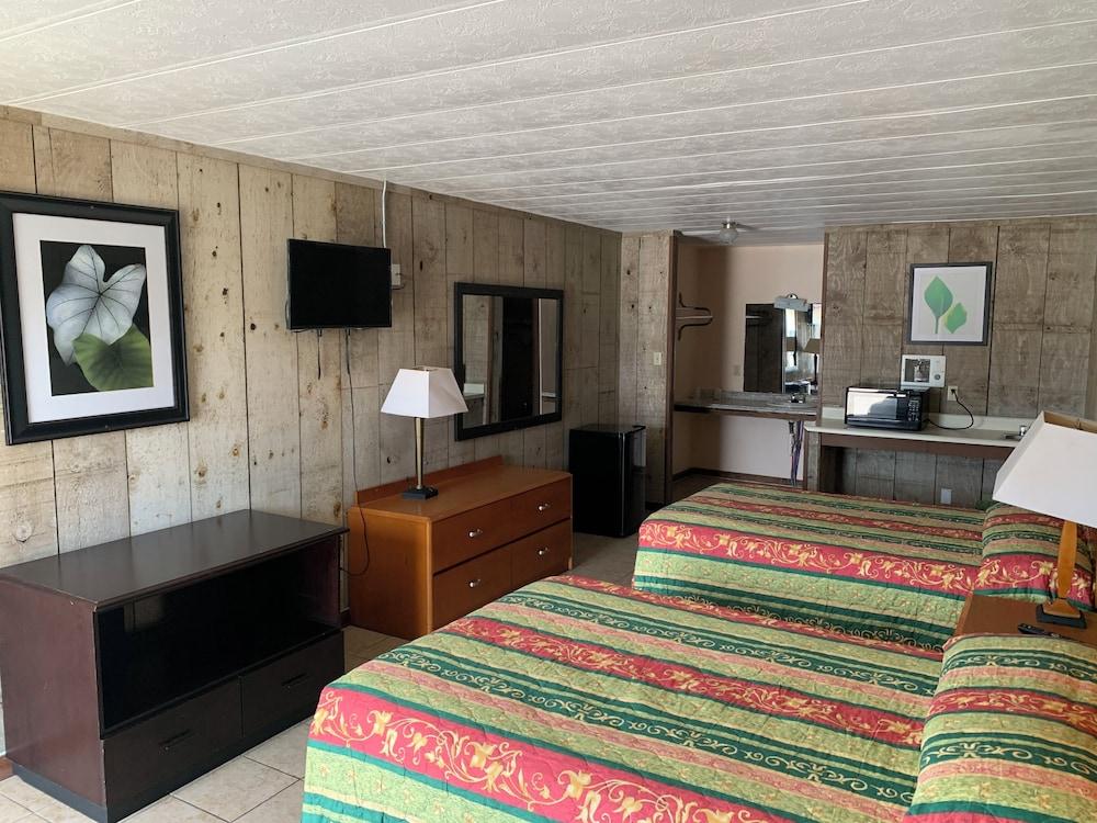 Loma Alta Motel photo 11