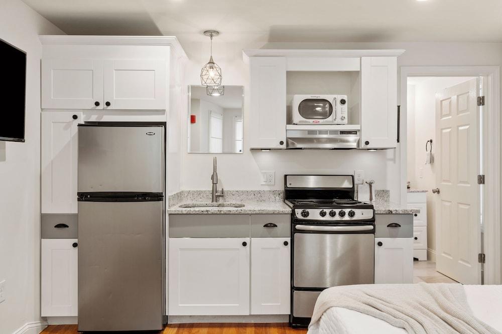 Hygge House Suites photo 30
