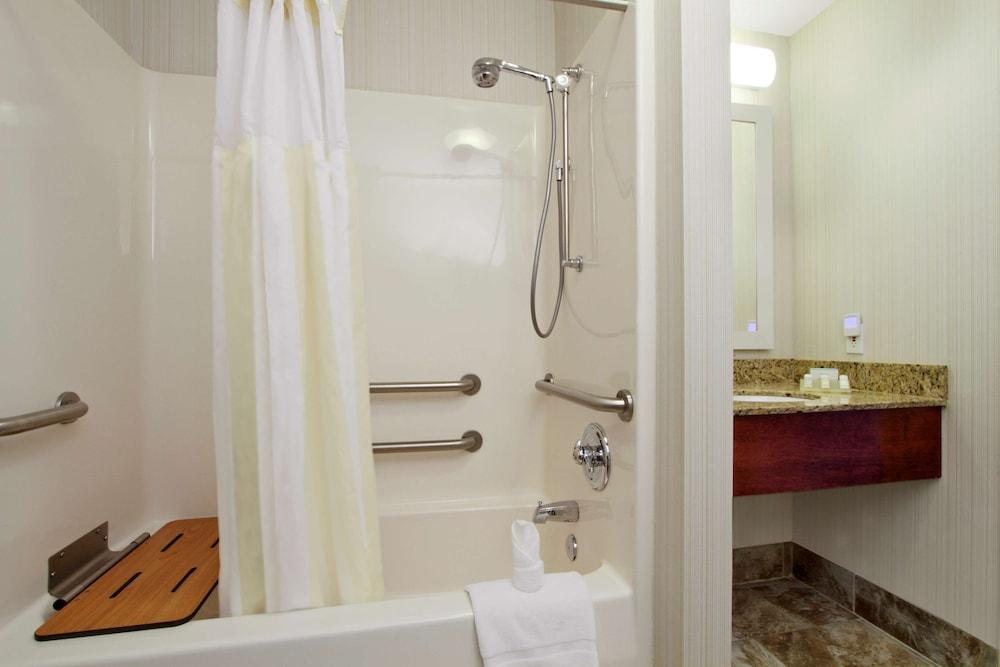 Hilton Garden Inn Columbus Airport photo 31