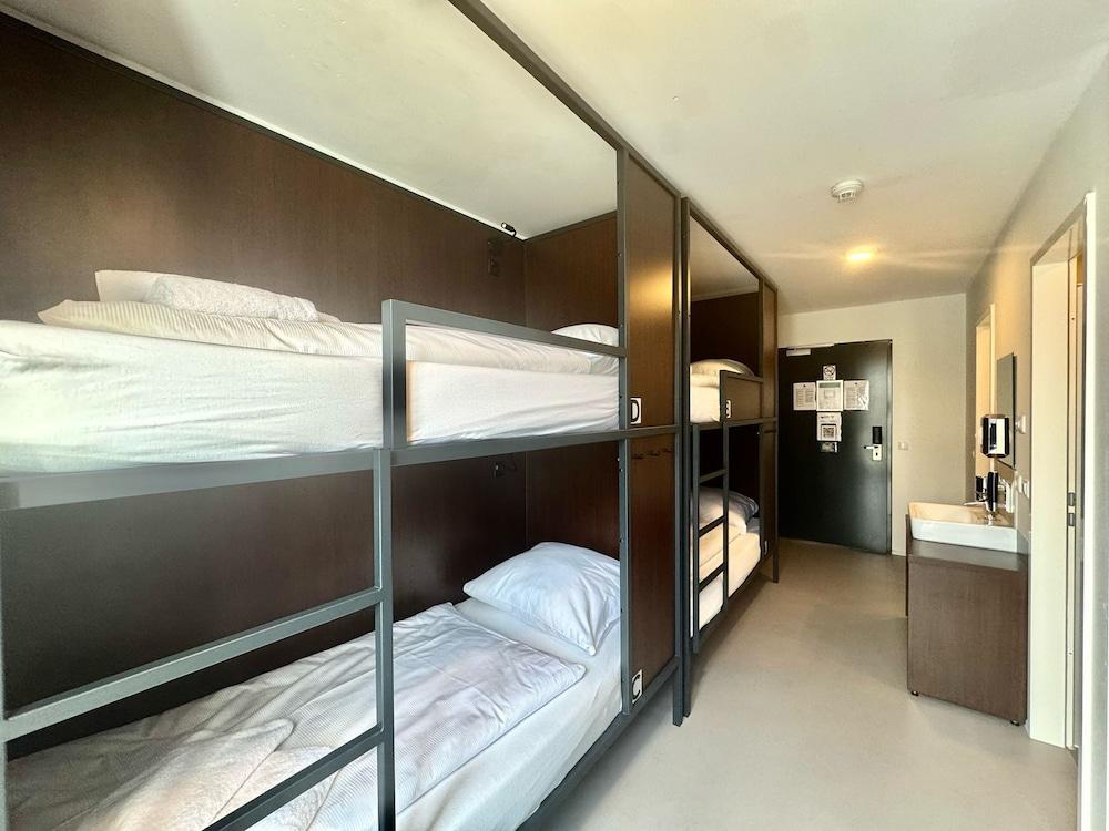 Atrium Palm Springs - Gay Men's Resort photo 6