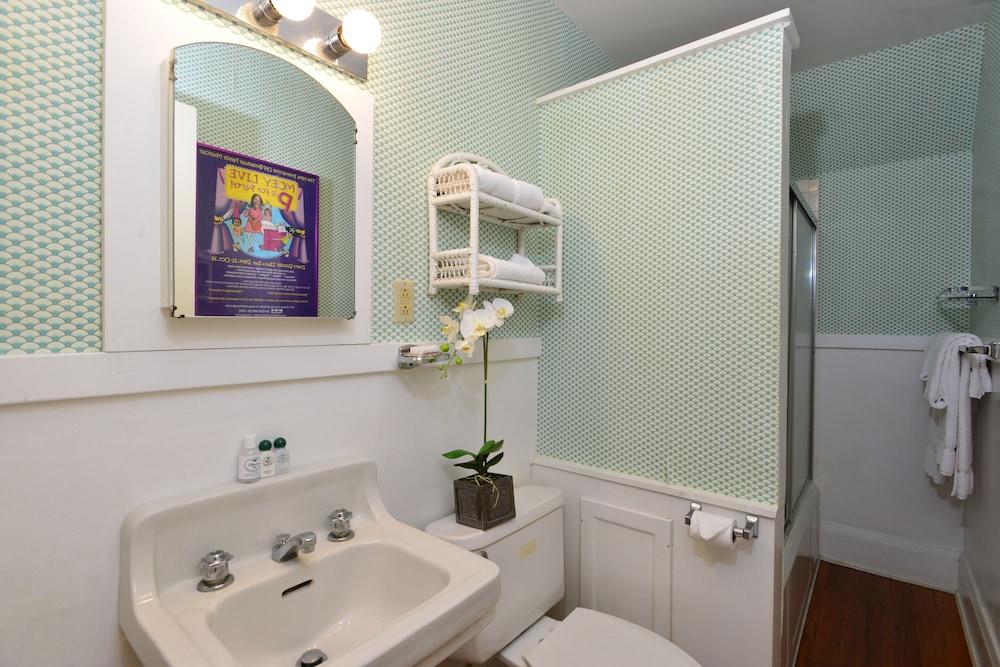 Wilburton Inn photo 38