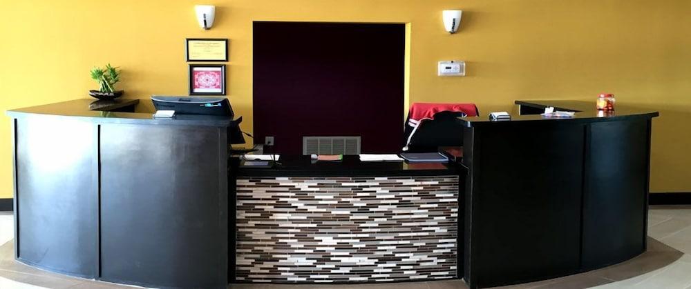 Residency Suites - Cotulla photo 4