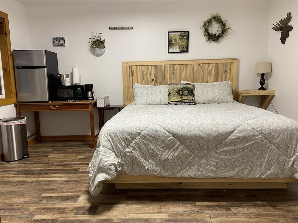 Cascade Lake Inn photo 20