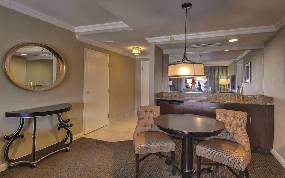 Excalibur Hotel & Casino photo 19