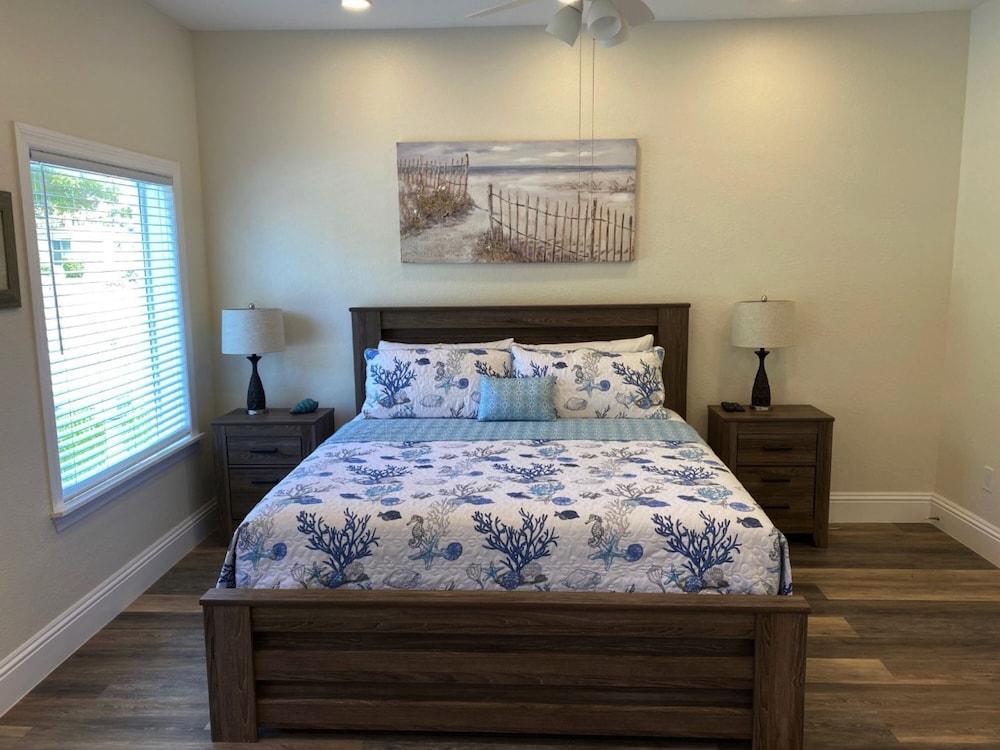 Caribbean Shores Waterfront Resort photo 35