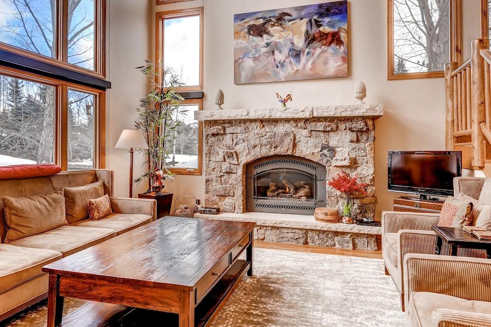 Arrowhead Village, A Vail Resorts Property photo 16