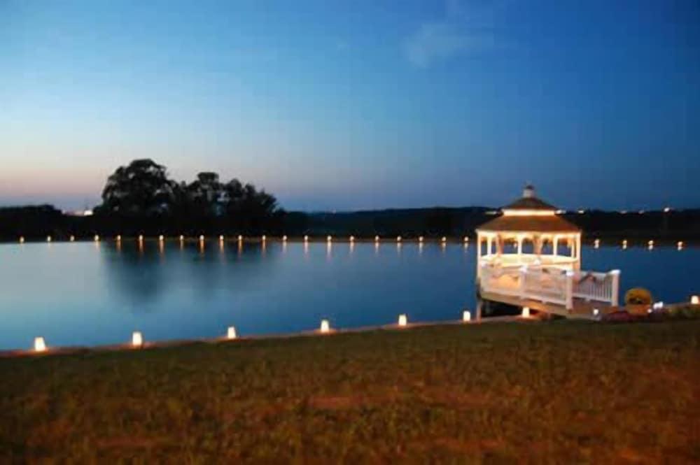 Lefevre Inn and Resort photo 35