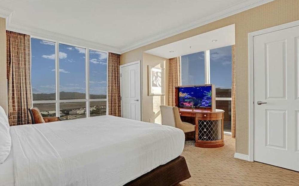 MGM Vegas Signature Suites Collection photo 3