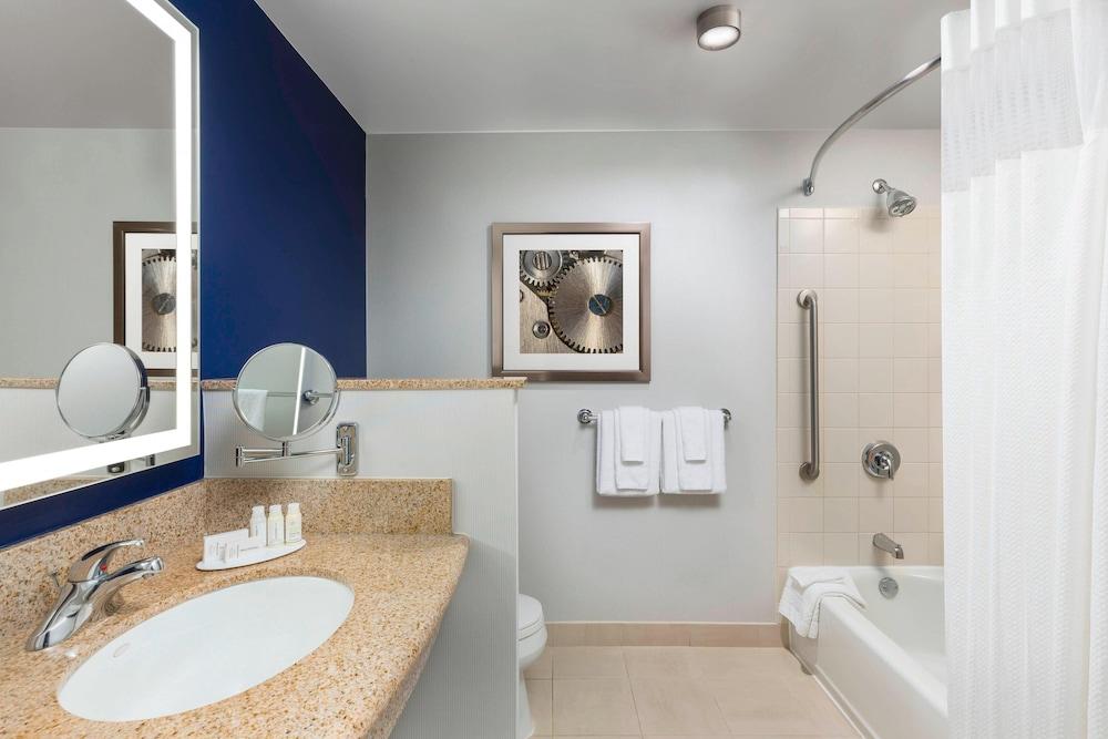 Courtyard by Marriott Austin Downtown/Convention Center photo 17