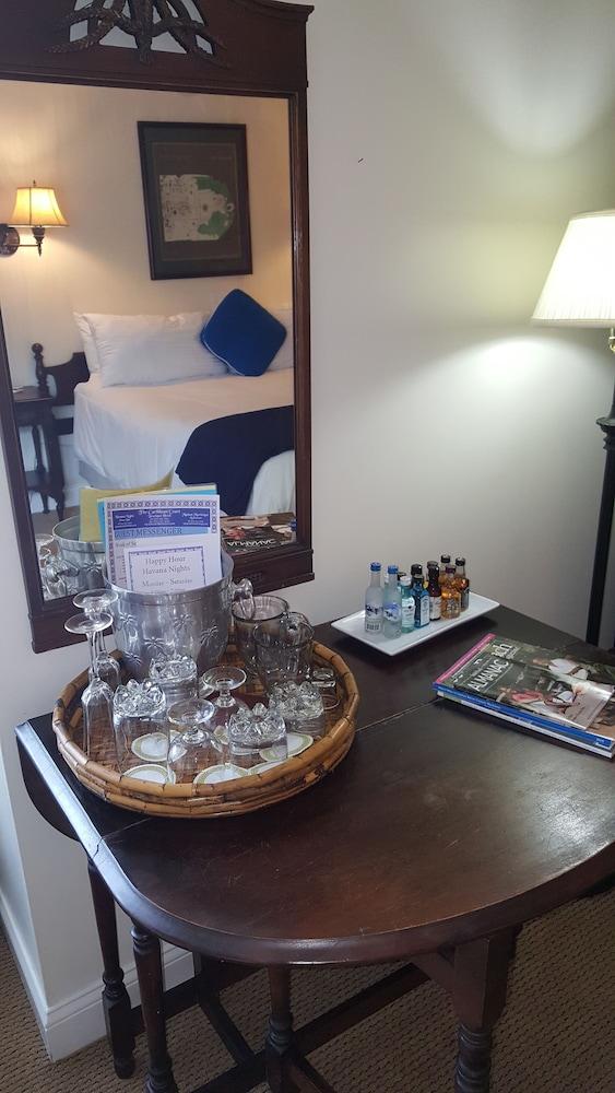 The Caribbean Court Boutique Hotel photo 15