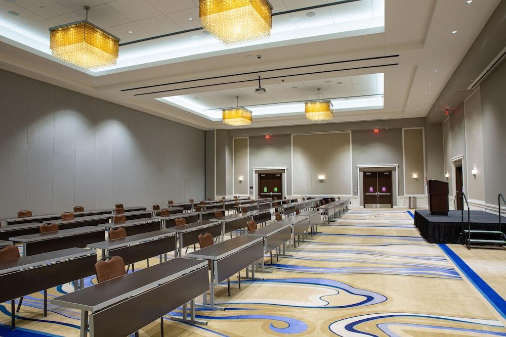 River Spirit Casino Resort photo 48