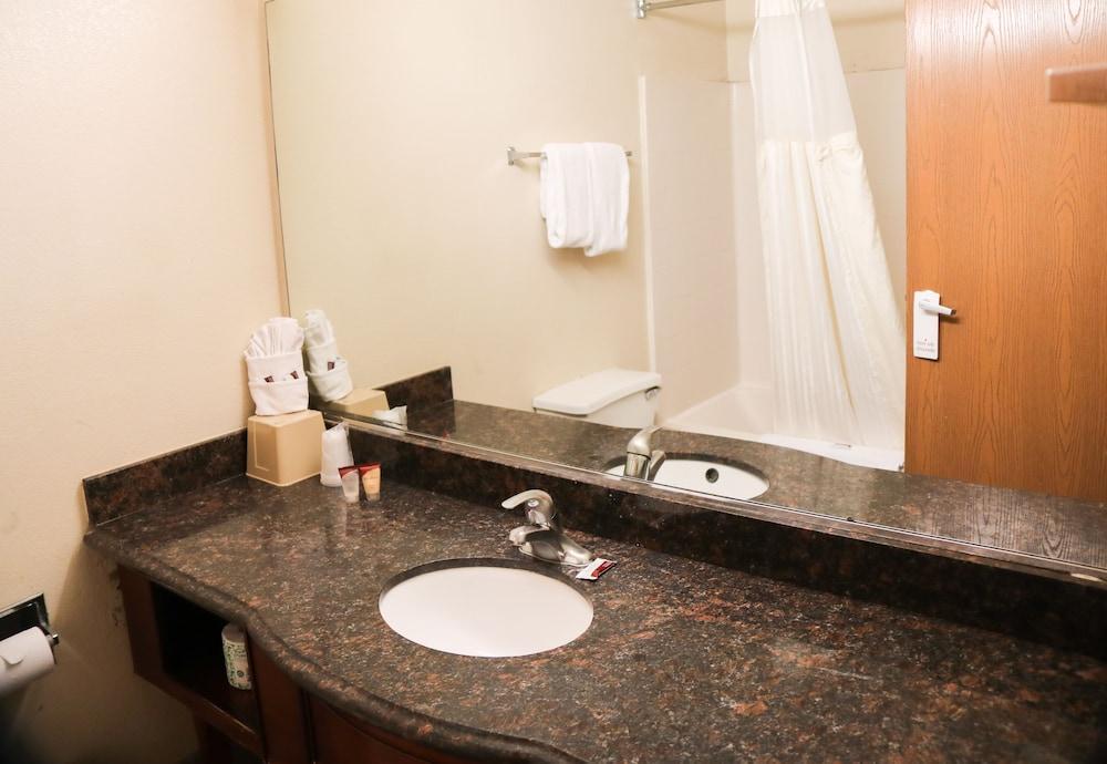 Budget Inn photo 5