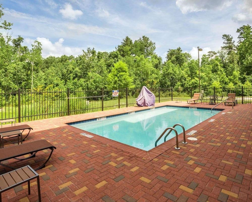 Comfort Suites Mandeville - Covington photo 8