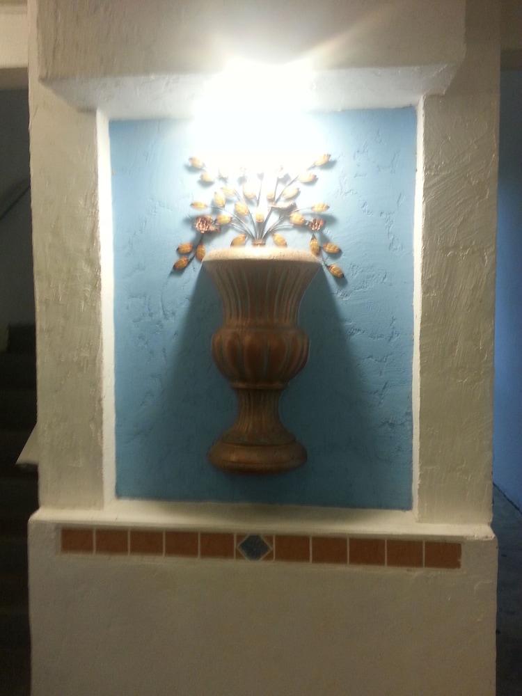 Island House Hotel photo 57