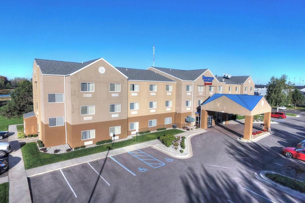Fairfield by Marriott Mt Pleasant photo 28
