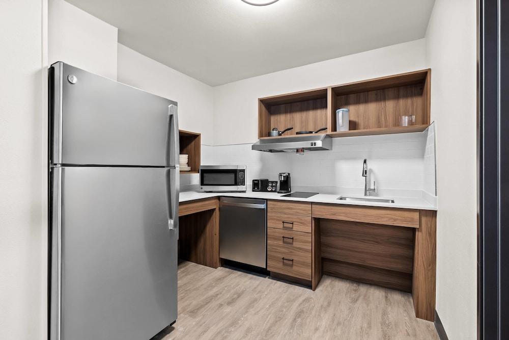 Everhome Suites Brownsville photo 21