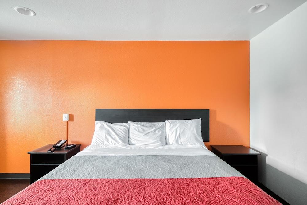 OYO Hotel Baton Rouge East I-12 Louisiana photo 16