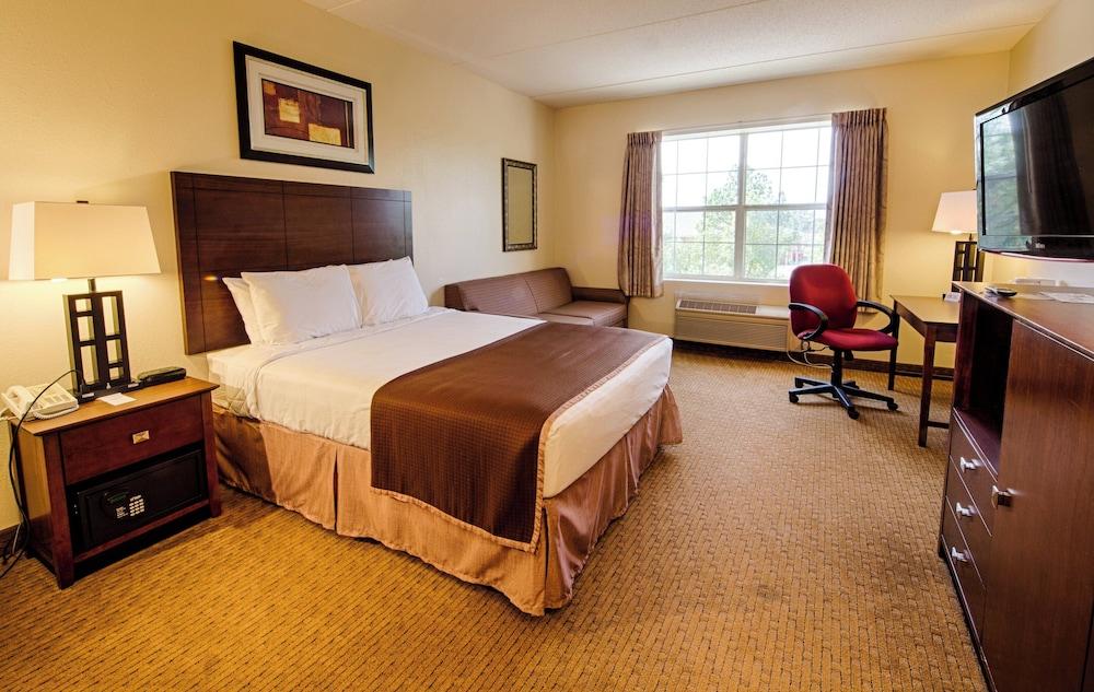 Landmark Inn Fort Liberty photo 30