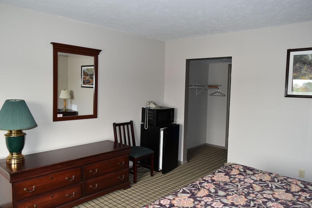 Countryside Inn photo 5