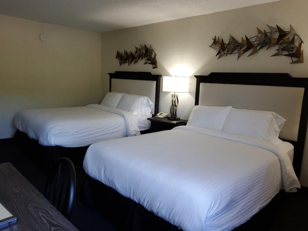 Klopfenstein Inn and Suites photo 7