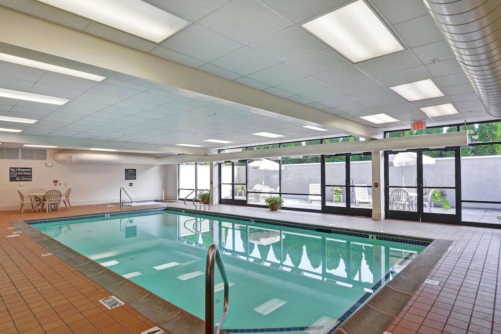 Hampton Inn Bloomsburg photo 28