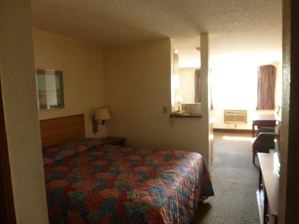 Sunshine Motel II photo 17