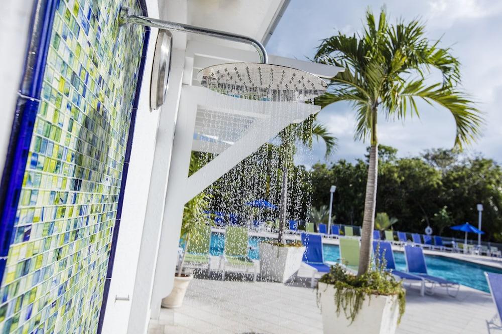 Ocean Pointe Suites at Key Largo photo 18