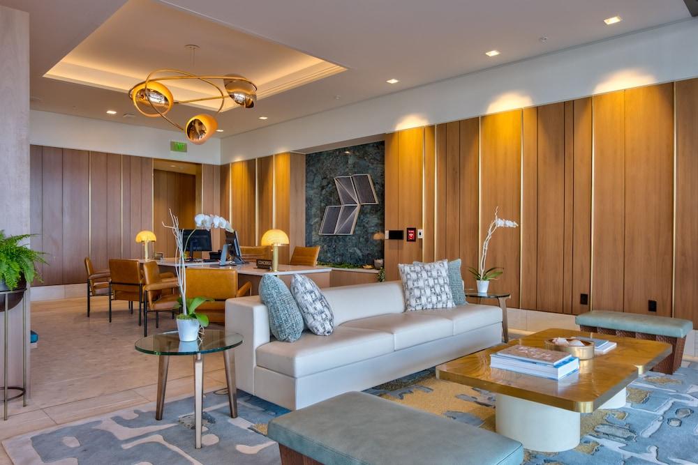 Real Select at the Ritz Carlton Residences, Waikiki Beach photo 5