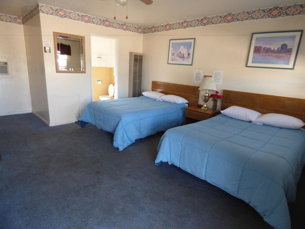 Rainbow Inn & Cottages photo 19