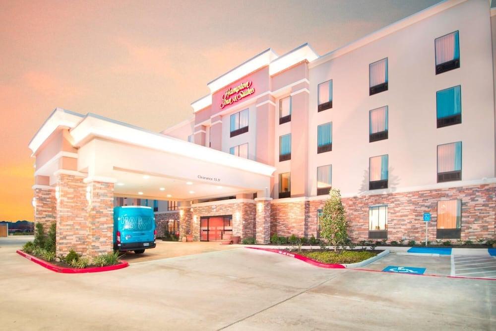 Hampton Inn & Suites La Porte photo 43